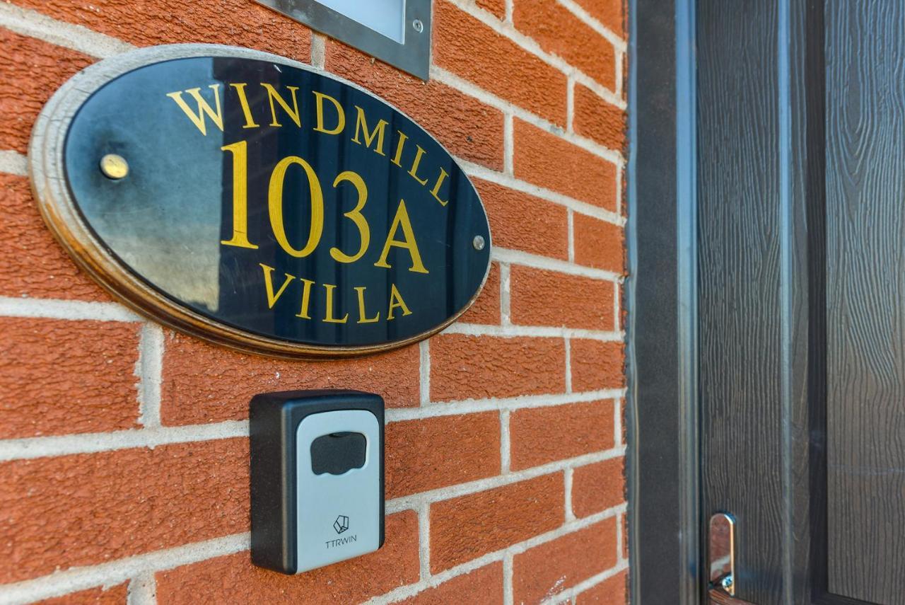 Windmill Villa Warsop 外观 照片